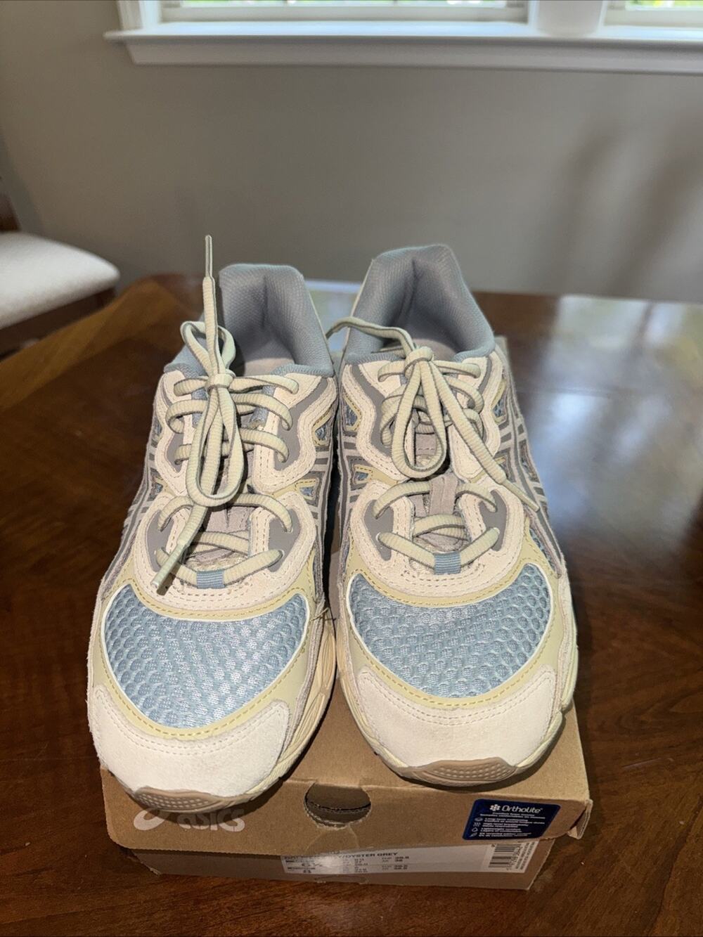 ASICS GEL-NYC Dolphin Grey / Oyster Unisex Women’s Size 8 Mens Size 6.5